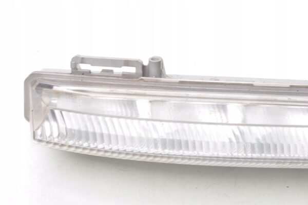 Sağ Gündüz Ledi Mercedes C-E Serileri W204, W207, W212 Kasa 2007-2013 A2049069000