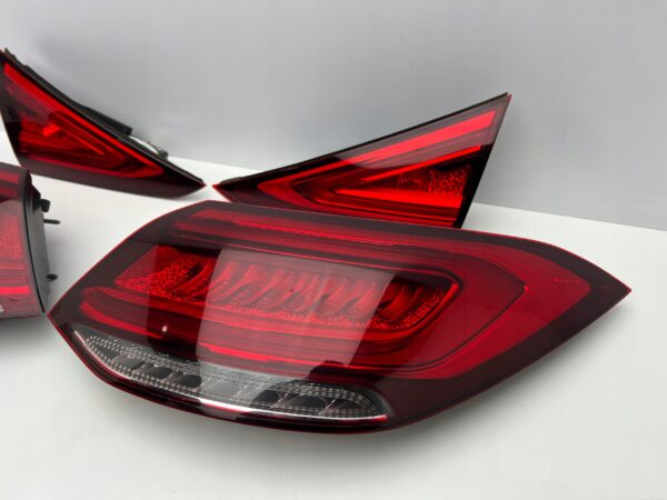 Sol İç Stop Mercedes CLS-Serisi W257 Kasa 2020-2023 A2579064600