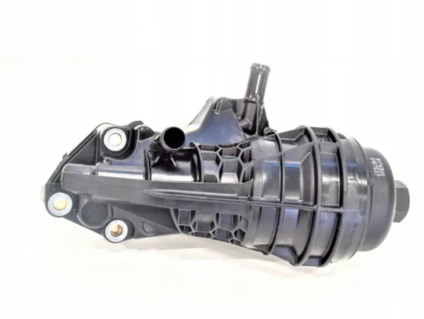 Motor Yağ Soğutucu Mercedes CLA-A-B Serileri W117, W176, W246 Kasa 2013-2017 A2701800500