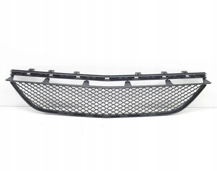 Alt Izgara Mercedes CLS-Serisi W218 Kasa 2015-2019 A2188850024