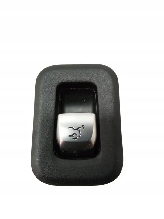 Bagaj Açma Düğmesi Mercedes C-Serisi W205 Kasa 2015-2019 A2059051613