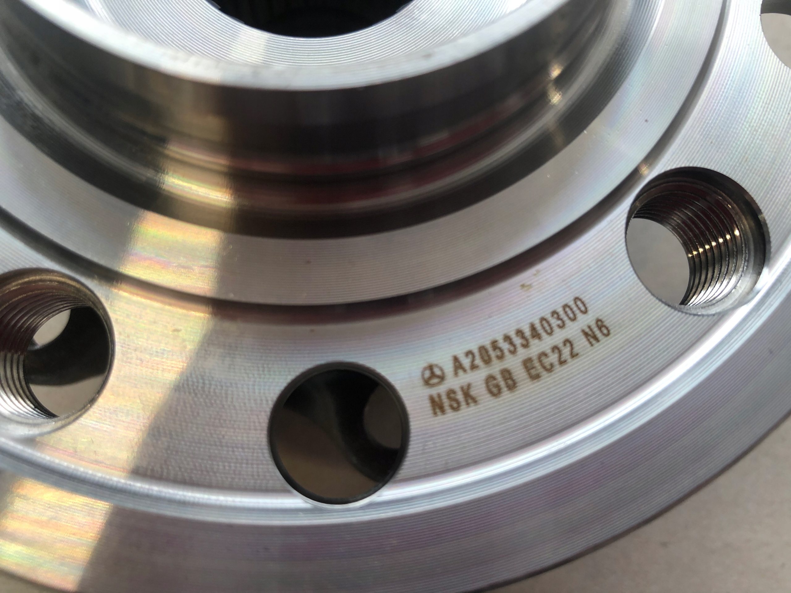 Ön Porya Bilyası 4 Matıc Mercedes C-E-CLS Serileri W205, W213, W238, W257 Kasa 2015-2020 A2053340300