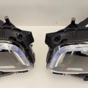 Sağ Far Mercedes GLB-Serisi W247 Kasa 2018-2023 A2479063800