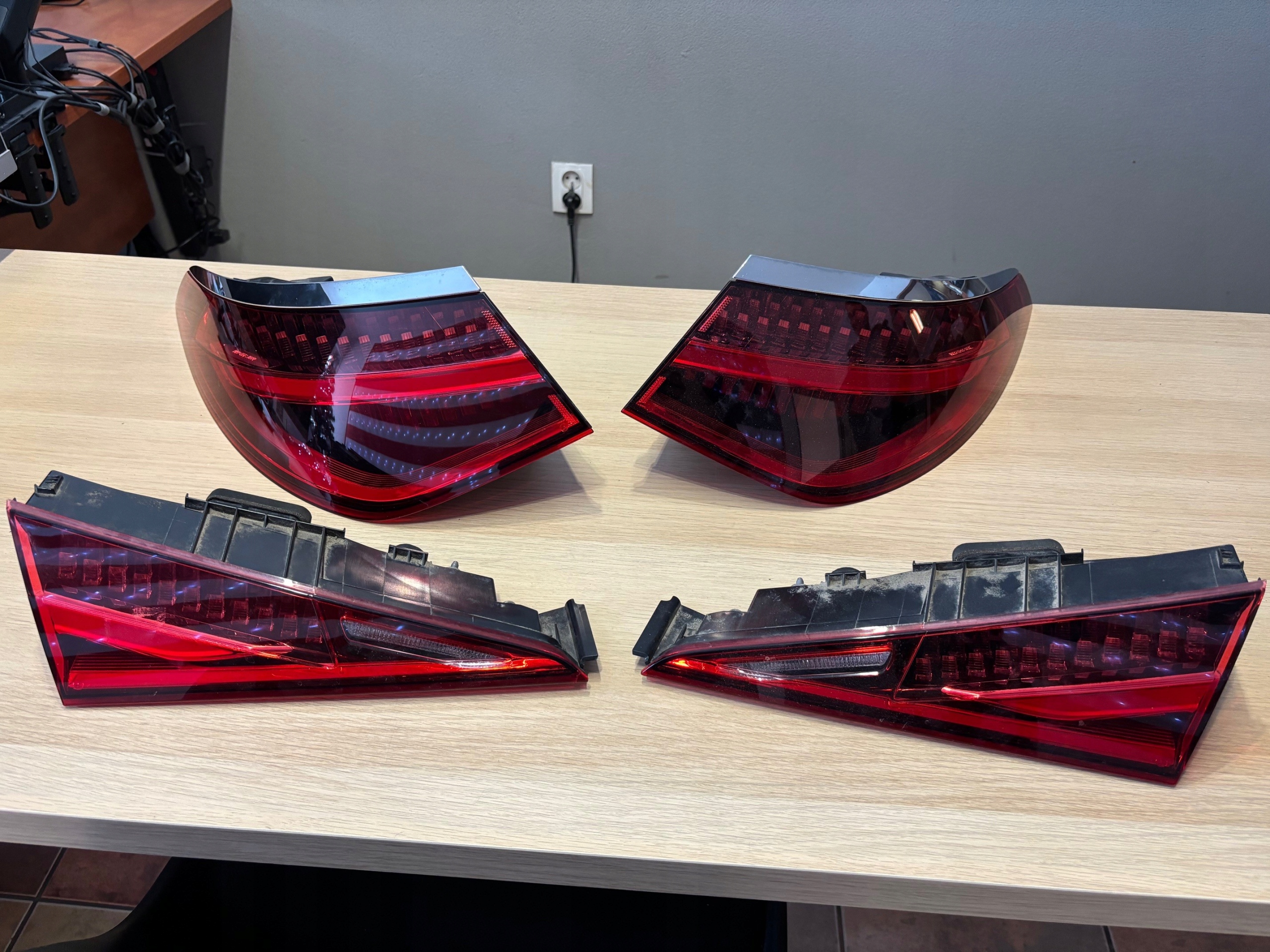 Sağ İç Stop Mercedes S-Serisi W223 Kasa 2021-2023 A2239063000