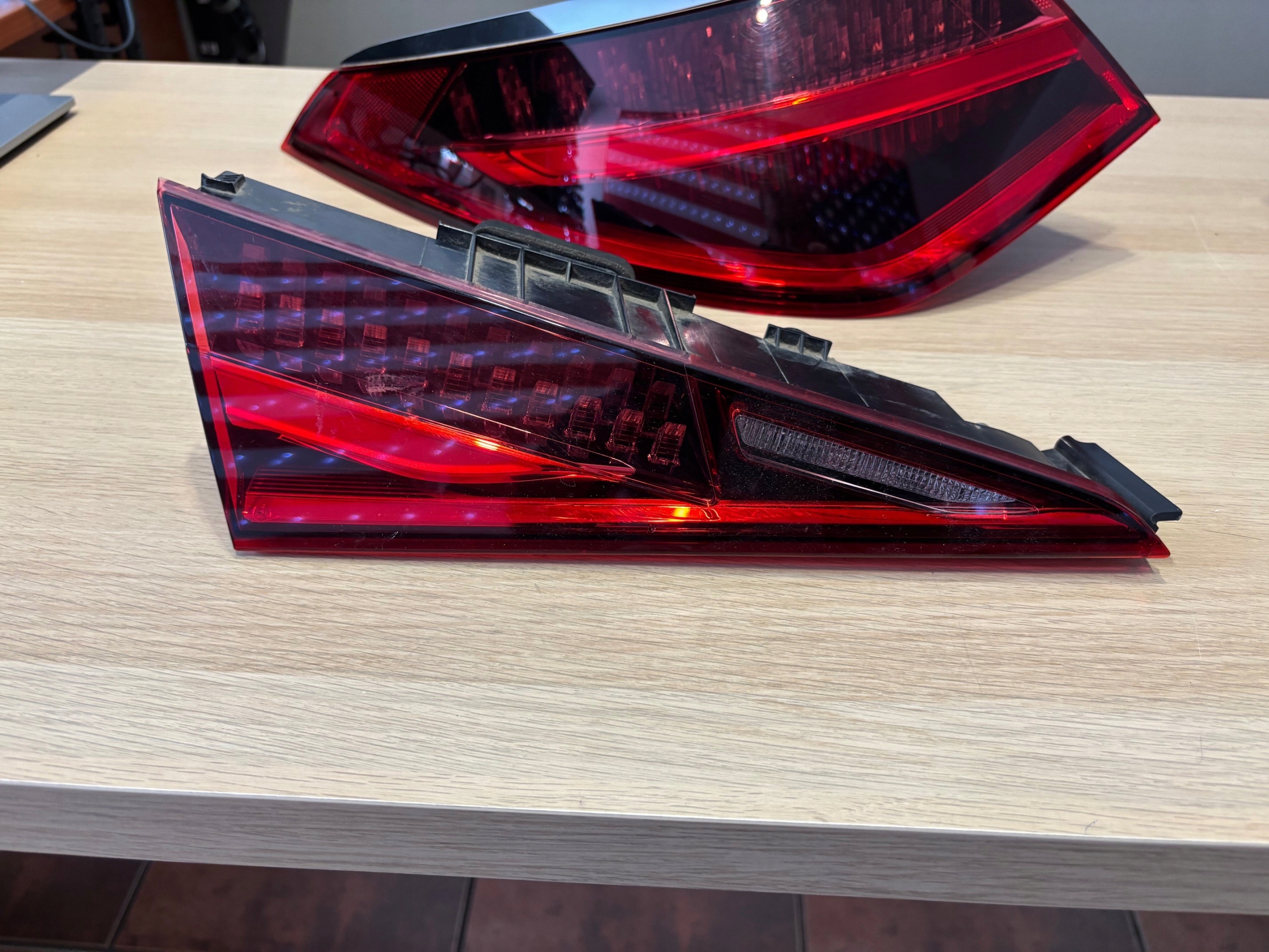 Sağ İç Stop Mercedes S-Serisi W223 Kasa 2021-2023 A2239063000