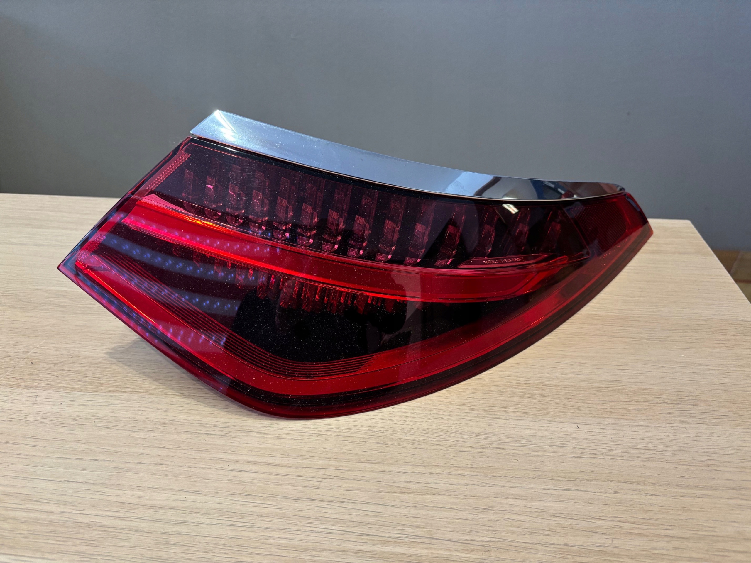 Sağ İç Stop Mercedes S-Serisi W223 Kasa 2021-2023 A2239063000