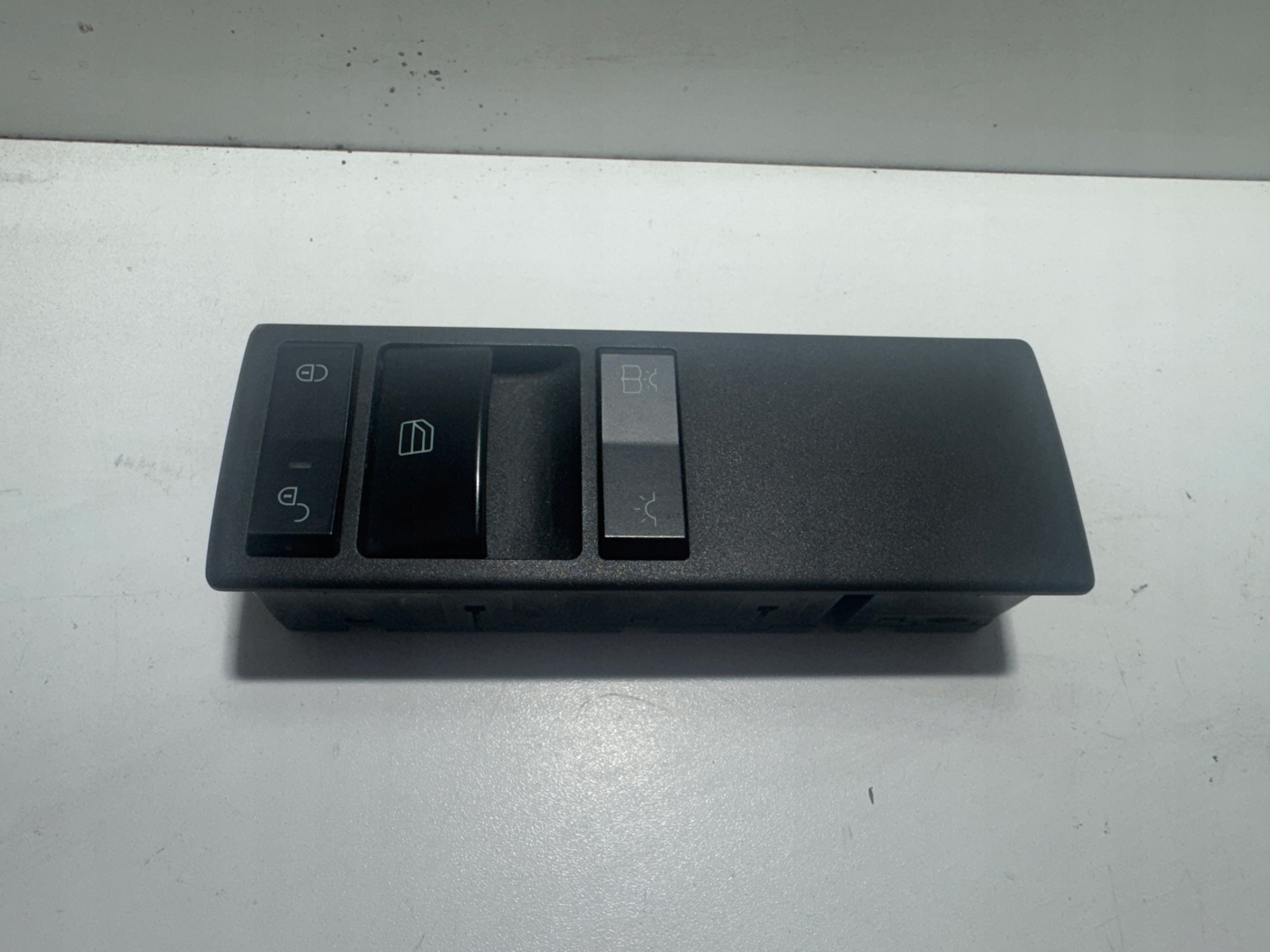 Sağ Ön Cam Açma Düğmesi Mercedes SPRINTER-Serisi W906 Kasa 2007-2018 A9065400913