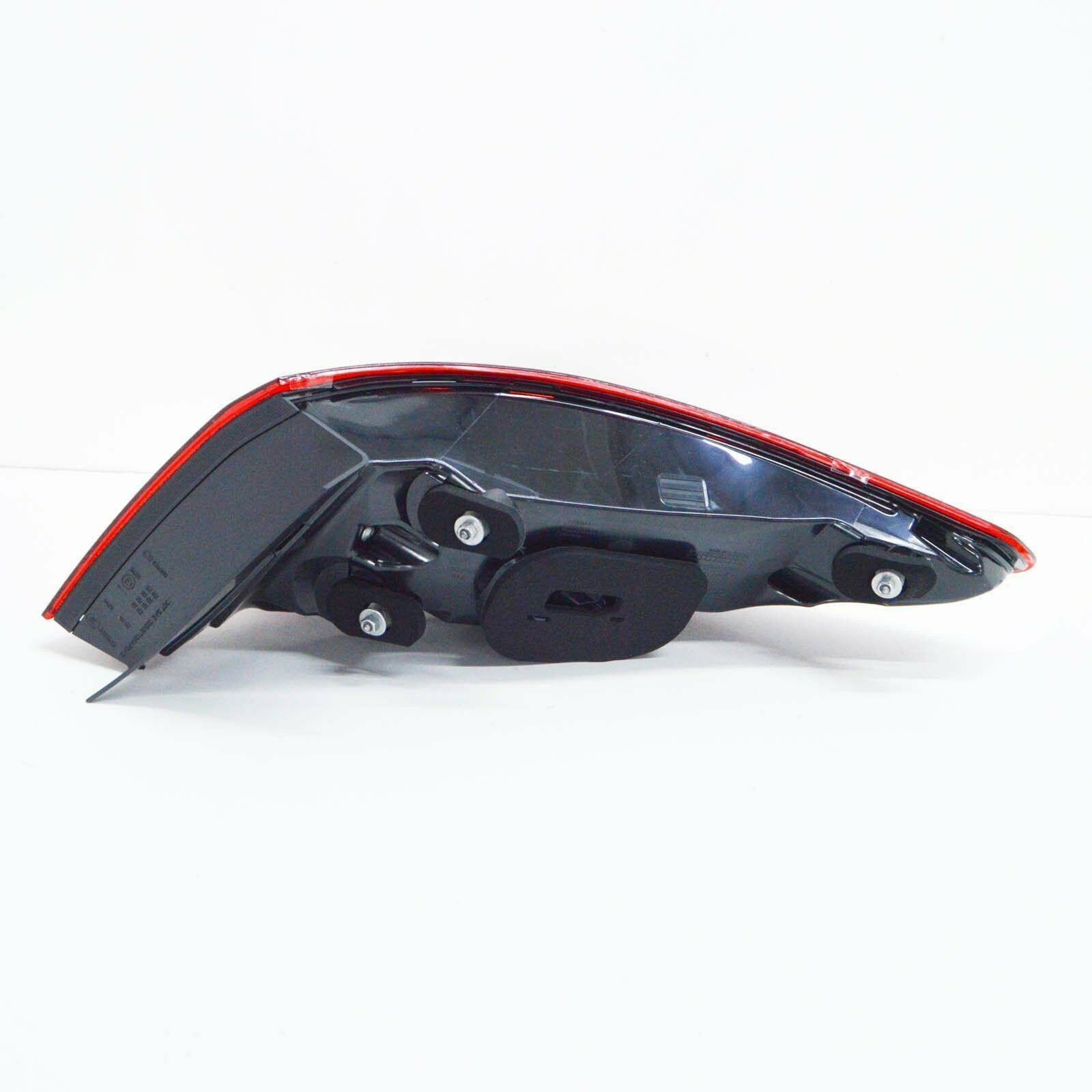 Sol Dış Stop Mercedes E-Serisi W207 Kasa 2010-2017 A2079063300