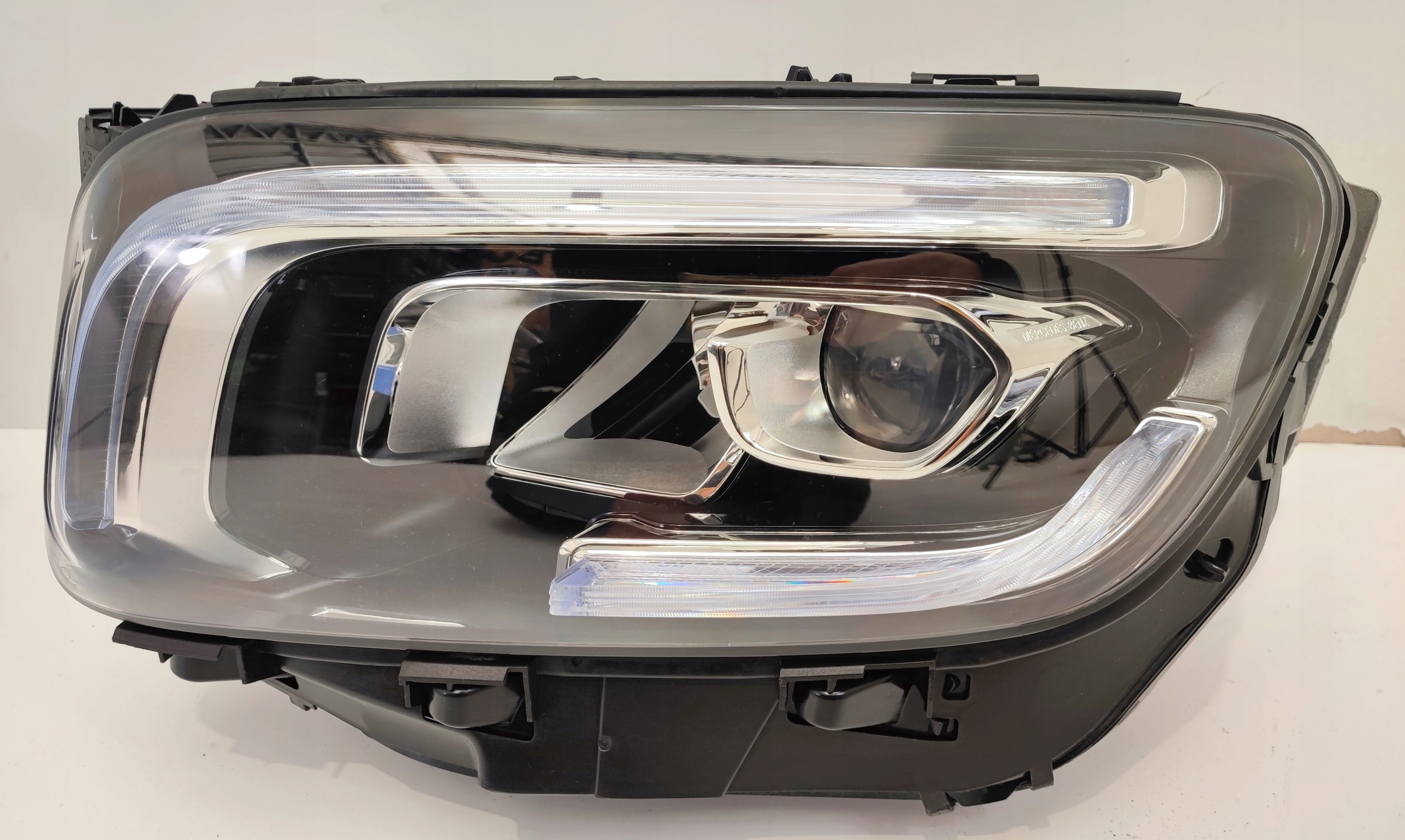 Sol Far Mercedes GLB-Serisi W247 Kasa 2018-2023 A2479063700