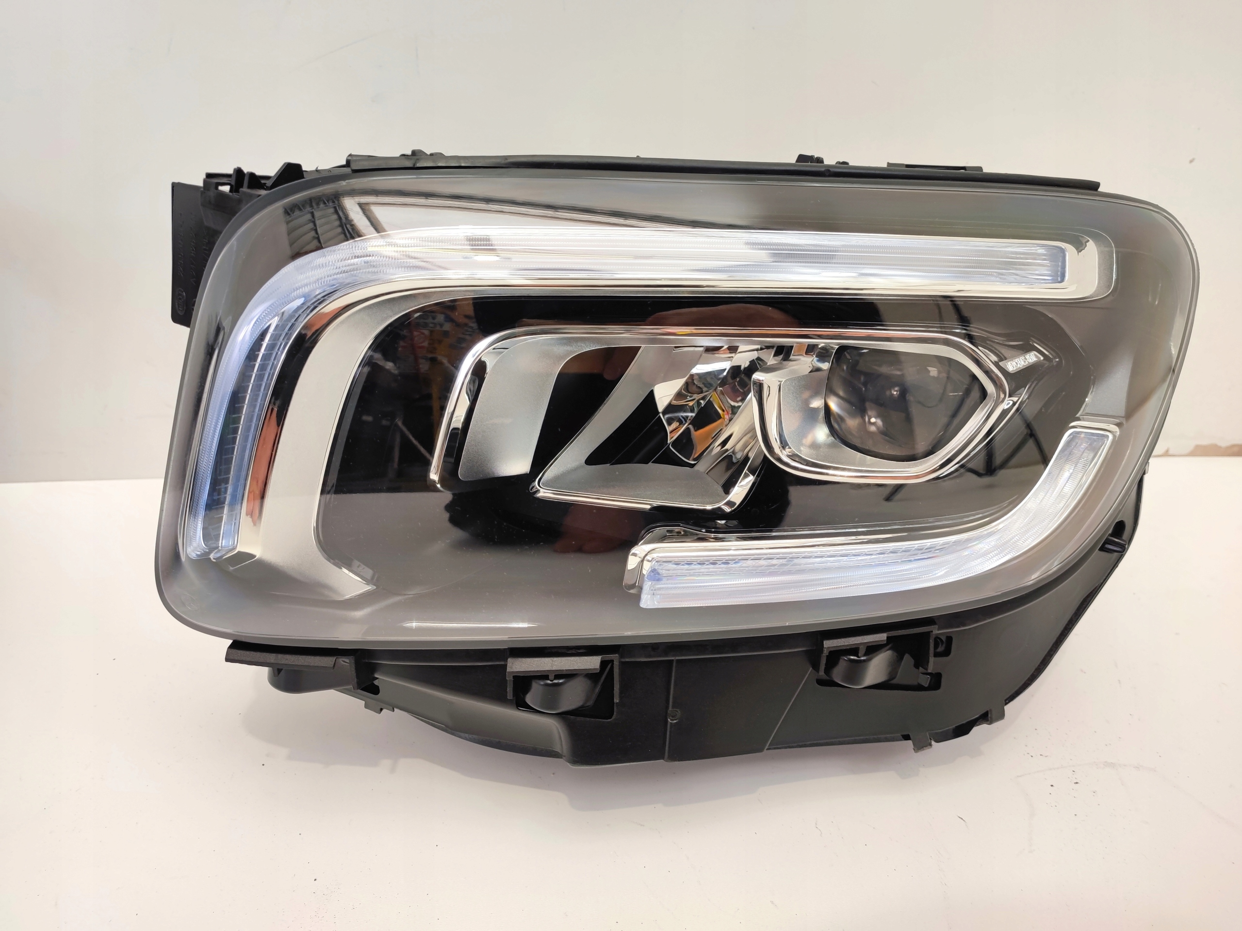 Sol Far Mercedes GLB-Serisi W247 Kasa 2018-2023 A2479063700