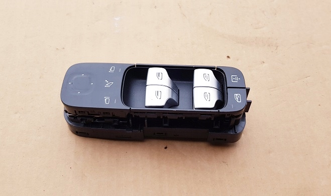 Sol Ön Cam Açma Kumandası Mercedes S-Serisi W223 Kasa 2021-2024 A2239007217