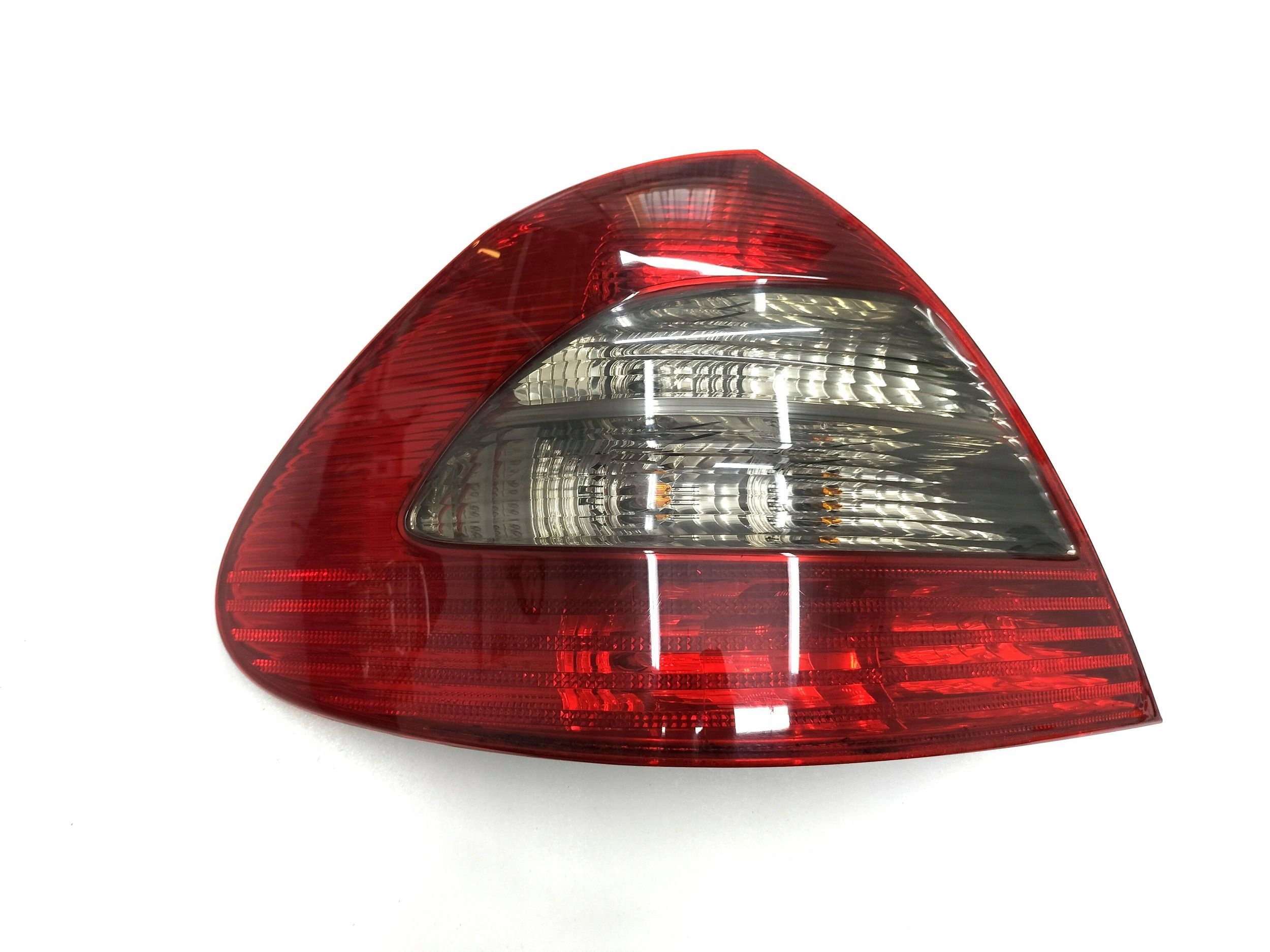 Sol Stop Mercedes E-Serisi W211 Kasa 2006-2009 A2118202364