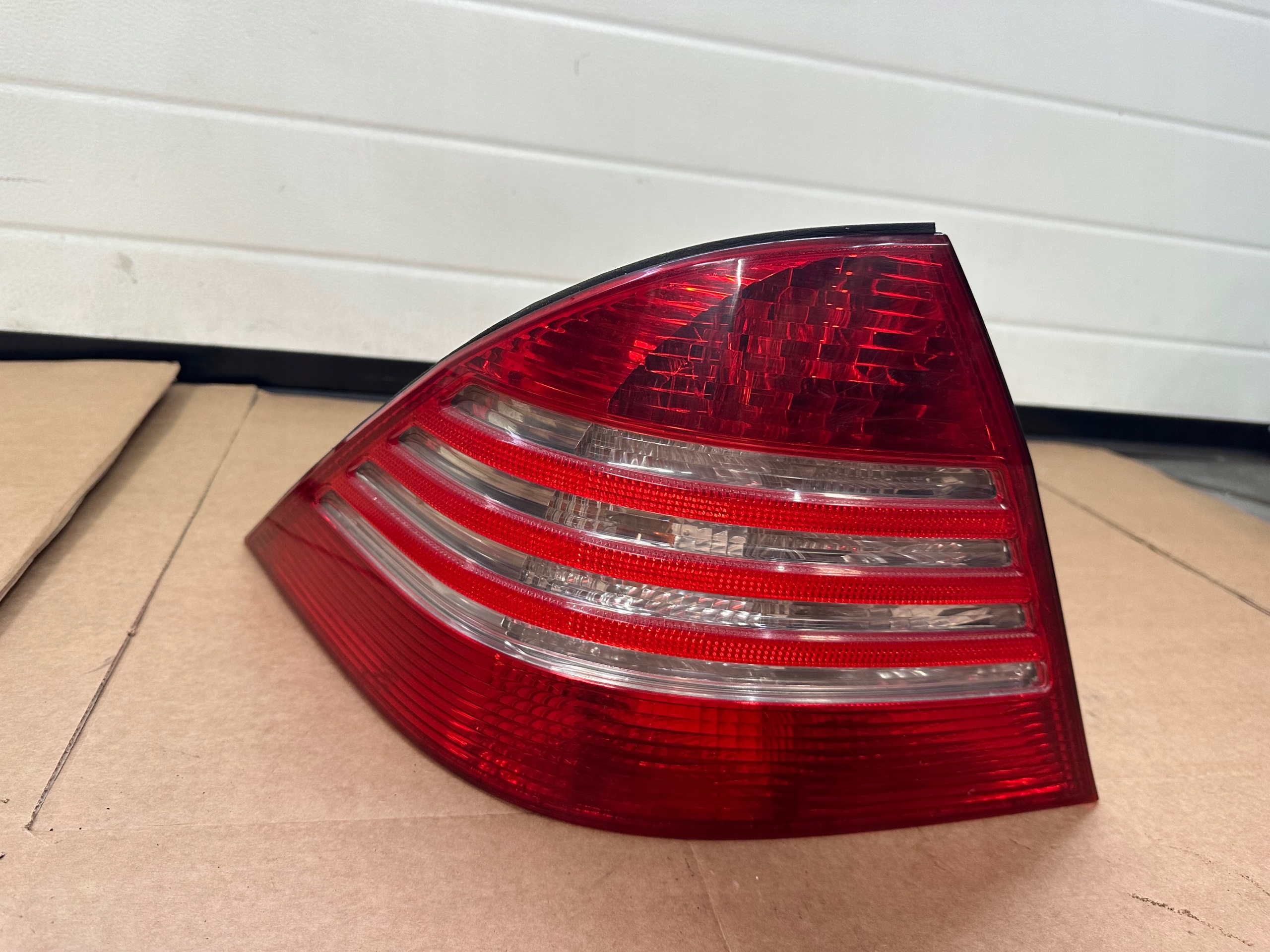 Sol Stop Mercedes S-Serisi W220 Kasa 1998-2003 A2208200764