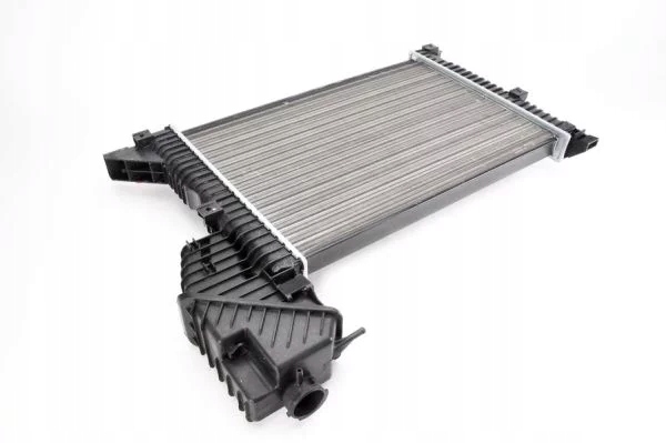 Su Radyatörü Mercedes SPRINTER-Serisi W901, W902, W903, W904 Kasa 1998-2006 A9015001800