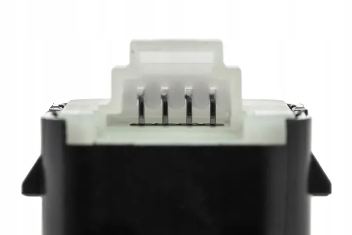 Cam Açma Düğmesi Tekli Mercedes C-GLC-VİTO Serileri W205, W253, W447 Kasa 2015-2019 A2059051513