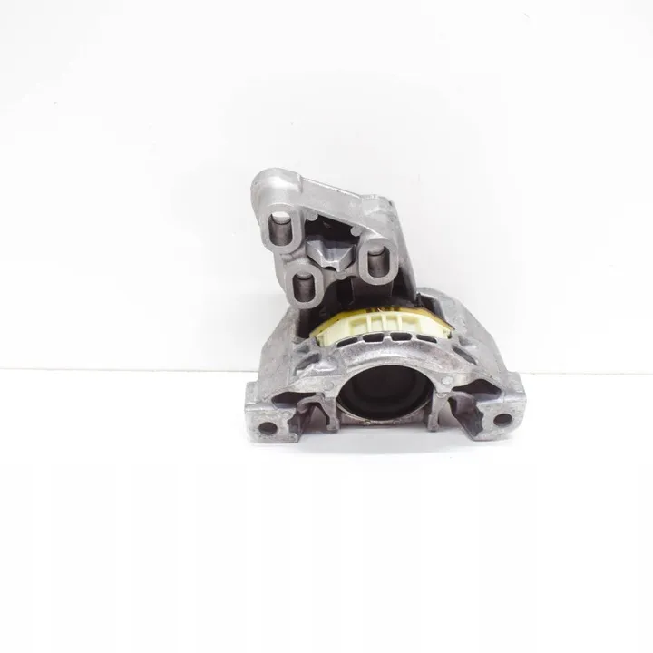 Motor Kulağı Mercedes CLA-GLA-A-B Serileri W117, W156, W176, W246 Kasa 2013-2017 A2462400617