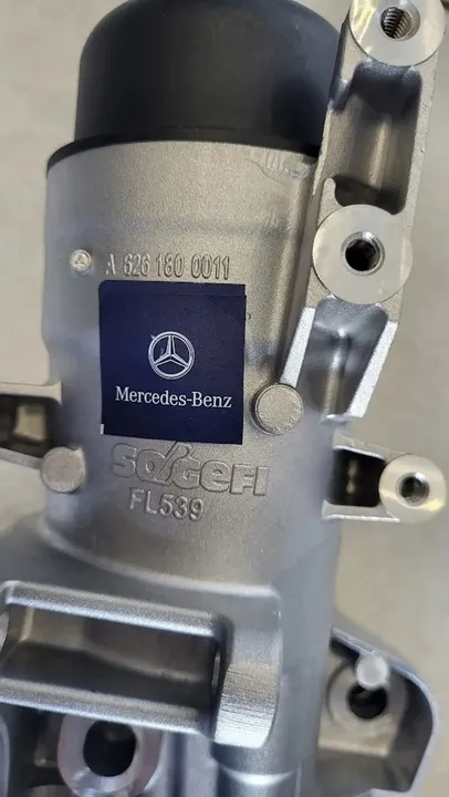 Motor Yağ Soğutucu Kütüğü Mercedes C-Serisi W205 Kasa 2015-2019 A6261800011