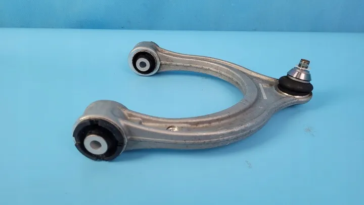 Ön Sağ Üst U Tabla Mercedes C-Serisi W206 Kasa 2021-2023 A2063302200