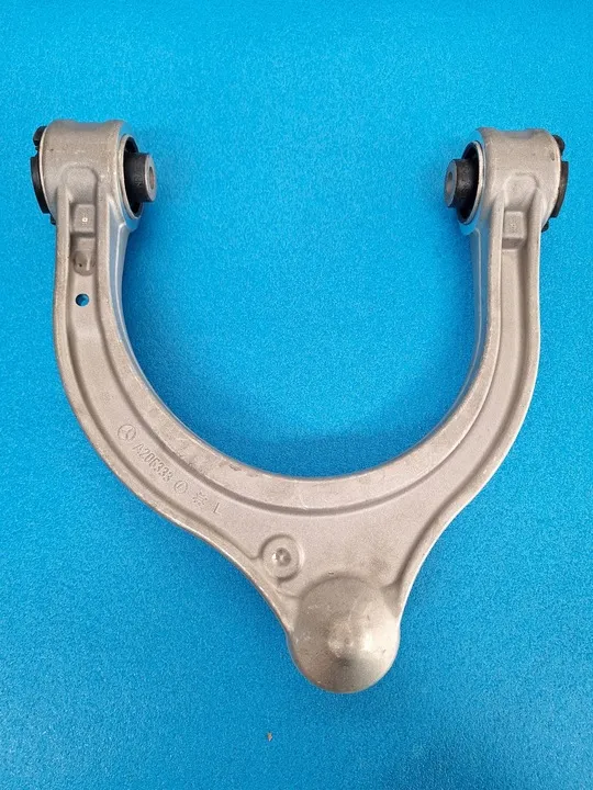 Ön Sol Üst U Salıncak Mercedes C-Serisi W206 Kasa 2021-2023 A2063302100