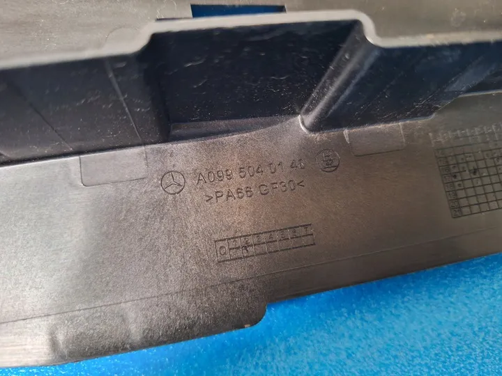 Radyatör Tutucusu Sol Mercedes C-Serisi W205 Kasa 2015-2019 A0995040140