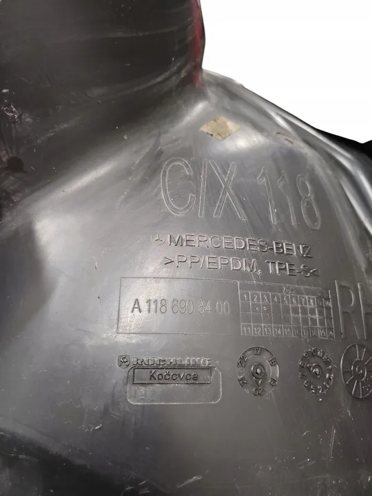 Sağ Ön Davlumbaz Arka Eki Mercedes A-Serisi W118 Kasa 2020-2024 A1186908400