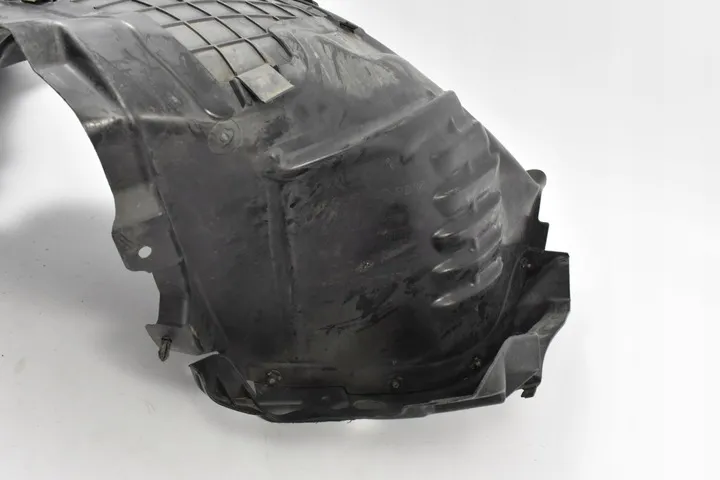 Sağ Ön Davlumbaz Kapağı Mercedes C-Serisi W205 Kasa 2015-2019 A2056900200