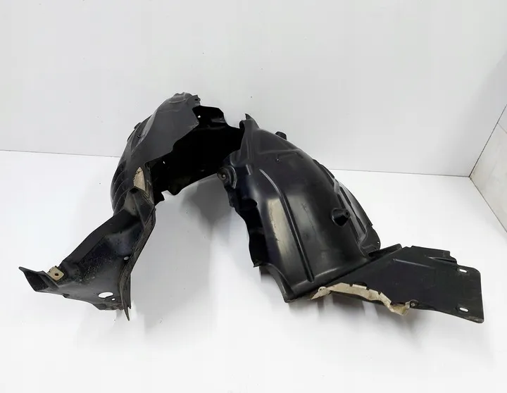 Sağ Ön Davlumbaz Ön Eki Mercedes C-Serisi W205 Kasa 2015-2019 A2056903401