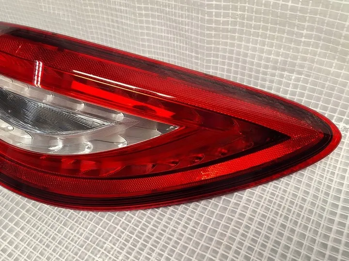 Sağ Stop Mercedes CLS-Serisi W218 Kasa 2015-2019 A2189067800