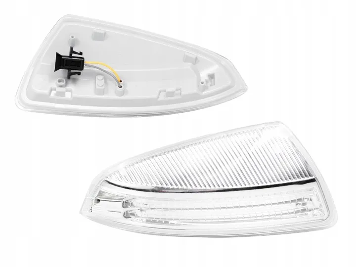 Sol Ayna Sinyali Mercedes C-ML Serileri W204, W164 Kasa 2007-2014 A2048200821