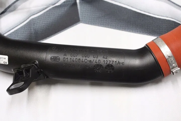 Turbo Hortumu Mercedes CLA-GLA-A-B Serileri W117, W156, W176, W246 Kasa 2013-2017 A6070900342