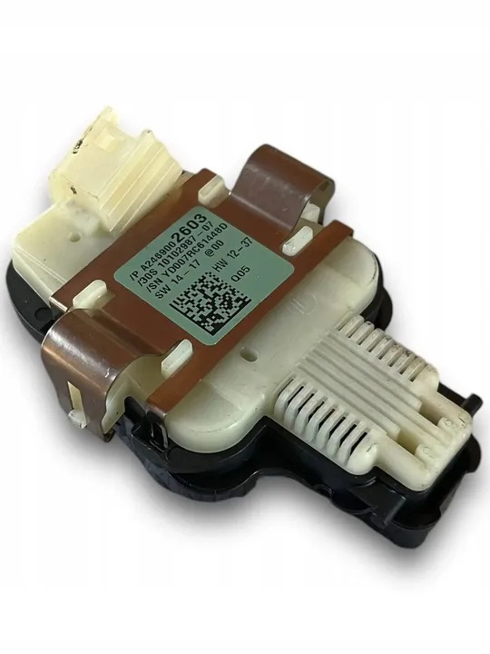 Yağmur Ve Işık Sensörü Mercedes CLA-A-GLA-ML-B-GLE Serileri W117, W176, W156, W166, W246, W292 Kasa 2013-2018 A2469002603